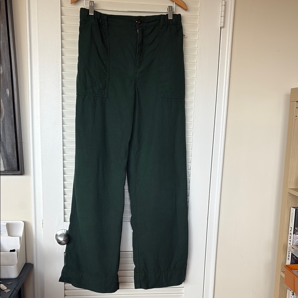 Pine green straight leg trousers from  Des petits hauts Paris.